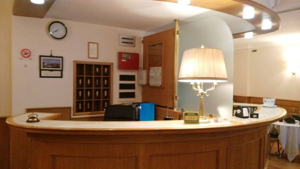 Hotel Leopardi Naples Luaran gambar