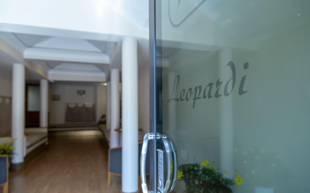 Hotel Leopardi Naples Luaran gambar