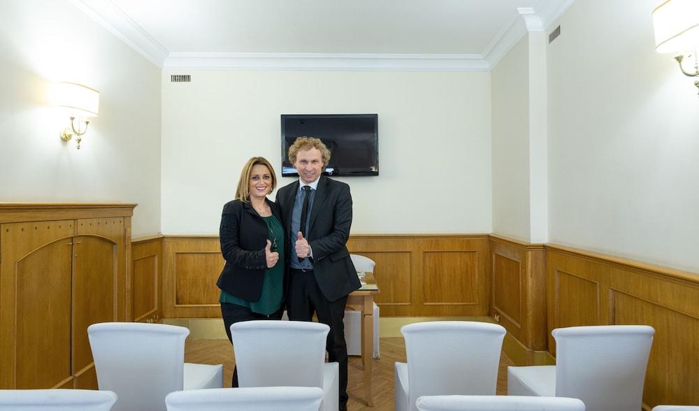 Hotel Leopardi Naples Luaran gambar