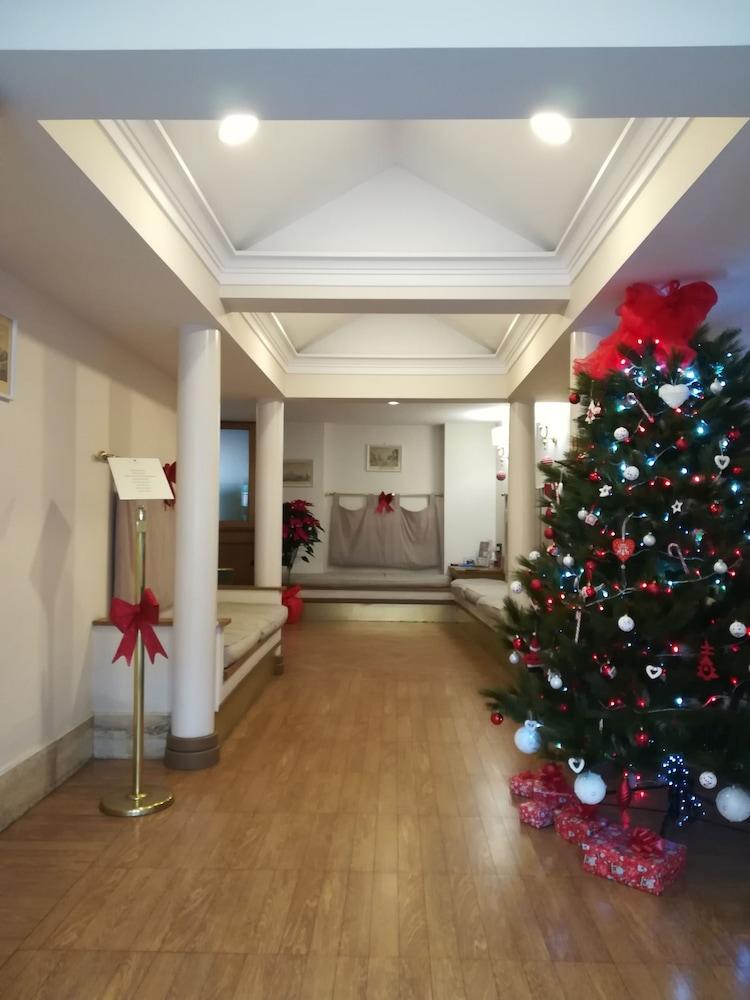 Hotel Leopardi Naples Luaran gambar