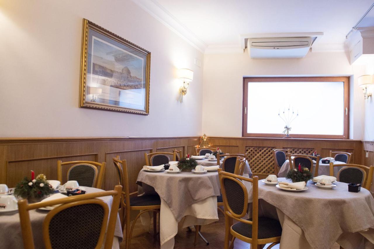 Hotel Leopardi Naples Luaran gambar