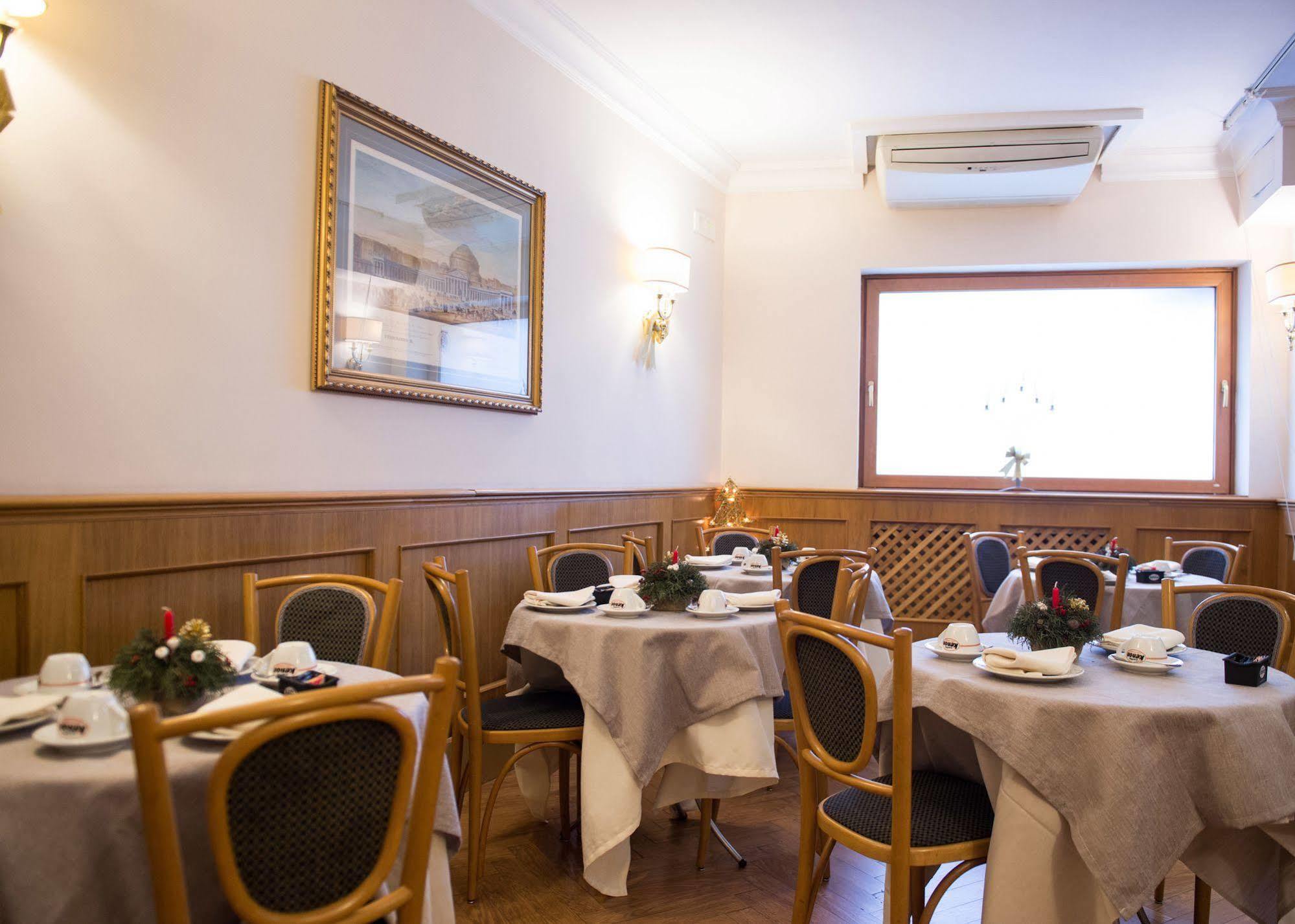 Hotel Leopardi Naples Luaran gambar