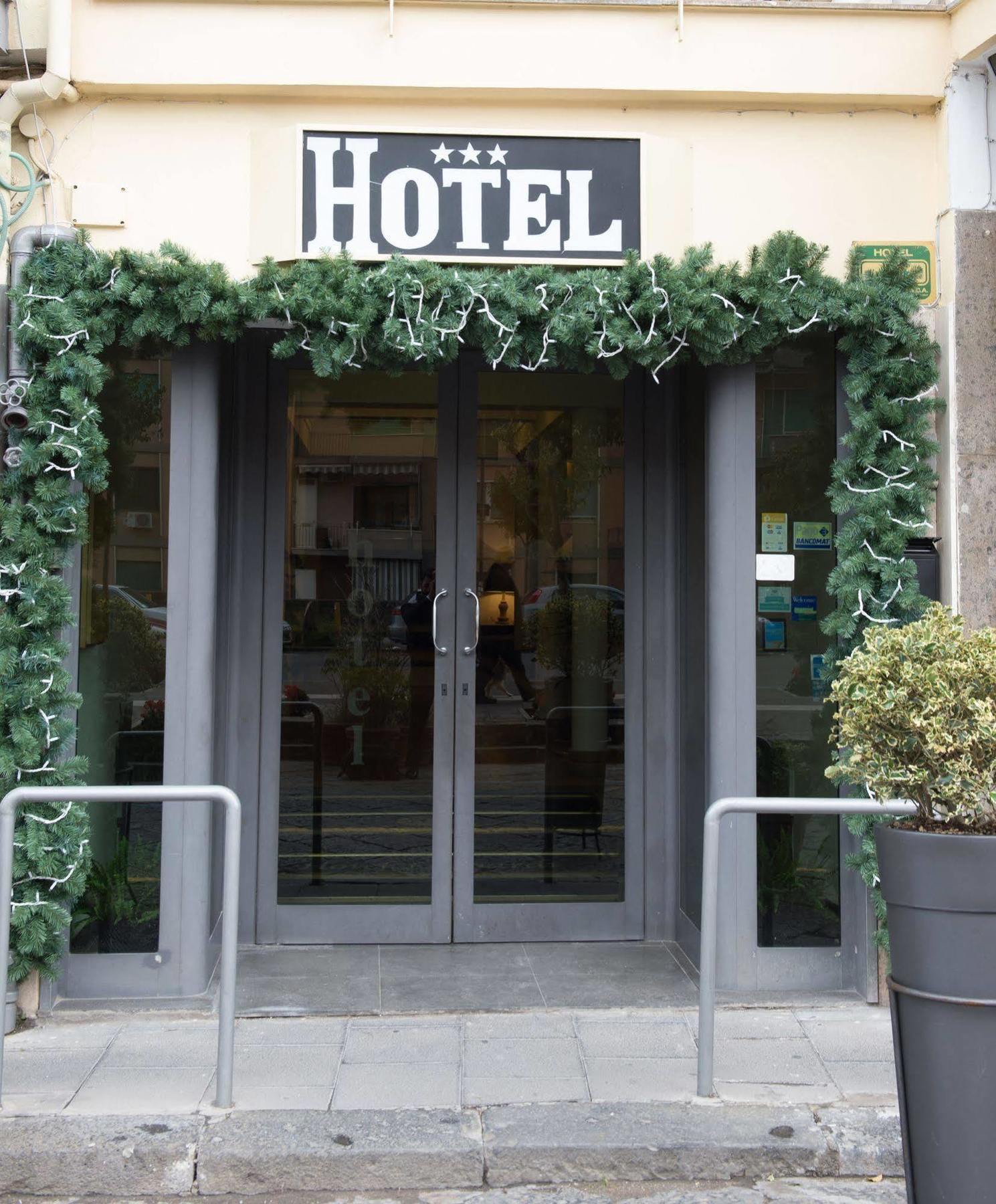 Hotel Leopardi Naples Luaran gambar
