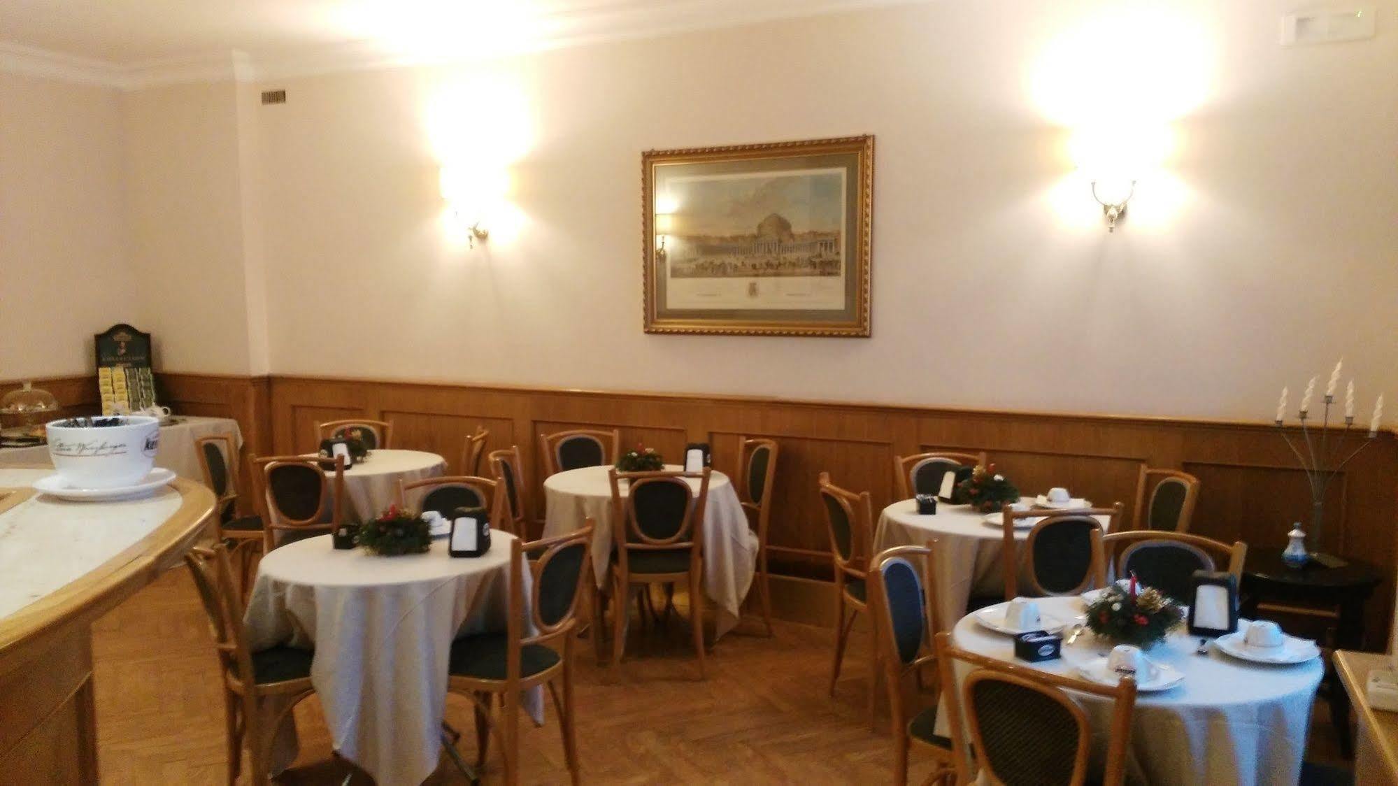 Hotel Leopardi Naples Luaran gambar